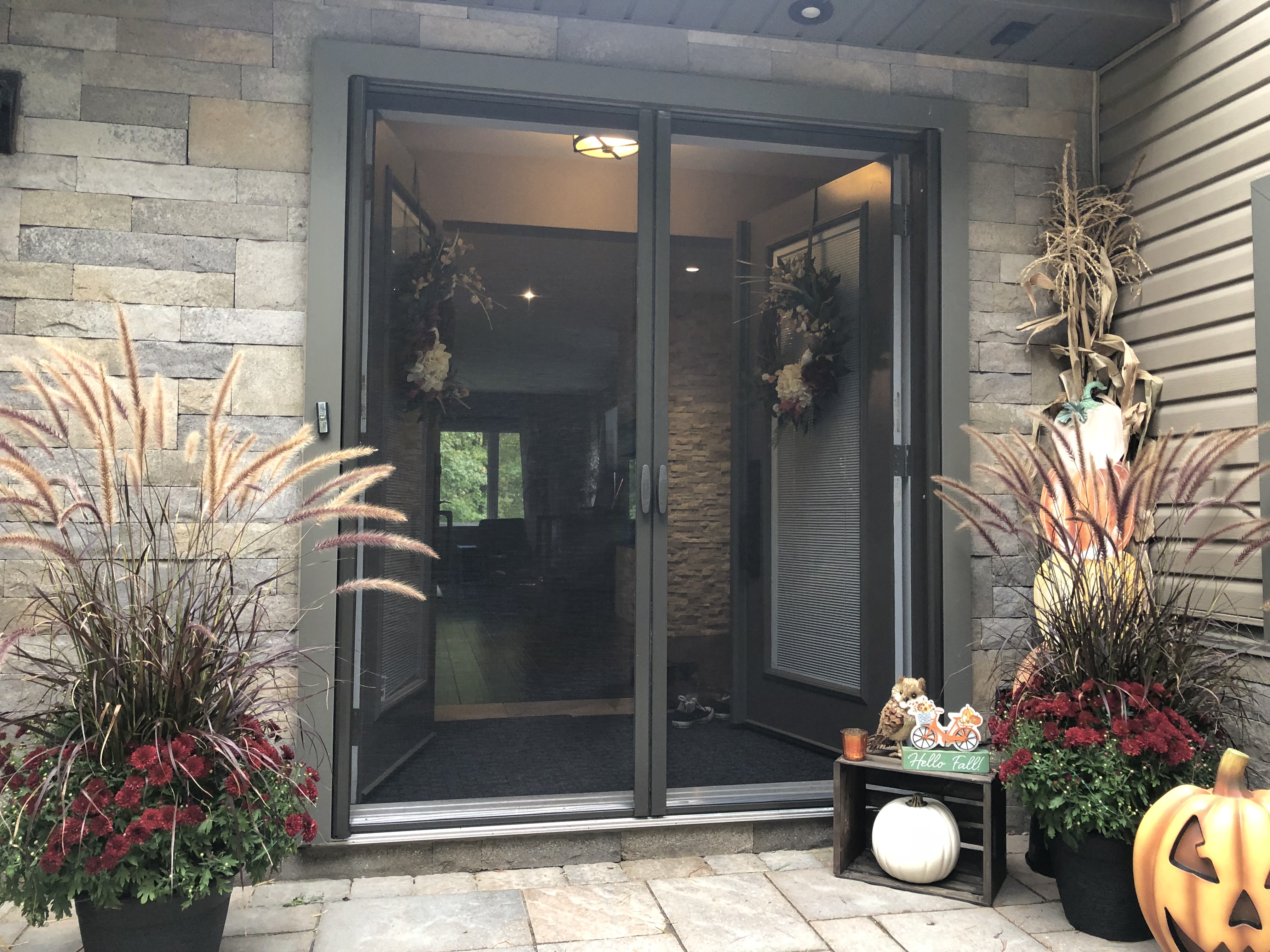 Retractable Screen Double Rideau Brown